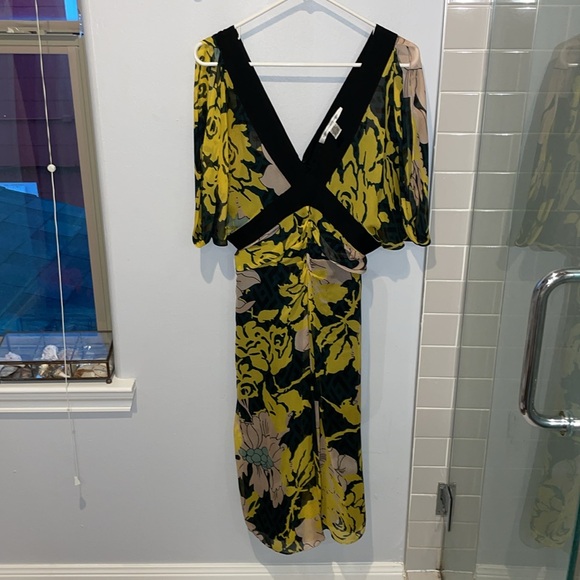 euc Diane Von Furstenberg Lulea Dress Size 10 - Picture 5 of 6